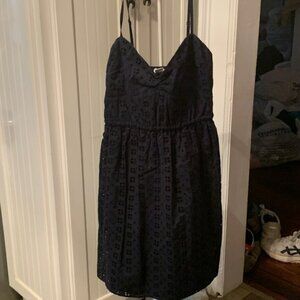 J crew spaghetti strap eyelet mini dress. Worn a‎ few times.